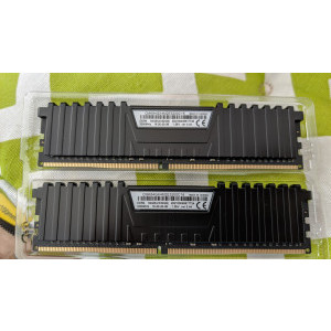 Corsair Vengeance LPX DDR4 4GB×6 動作未確認 Corsair Vengeance LPX DDR4 cu Modul 1x16GB și Frecvență 3200