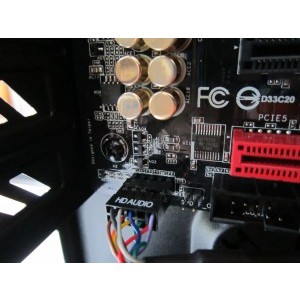 Conectorul audio front