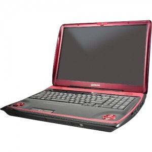 TOSHIBA dynabook Qosmio メモリ8GB SSD256GB 衝撃の赤。東芝，派手な外観のゲーマー向けPC「dynabook Qosmio WXW