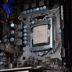 Gaming Viking cu Windows 10 Home preinstalat (Game Ready)
