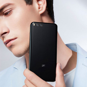 Xiaomi Mi Note 3, Ecran Full HD, Gorilla Glass 4, Snapdragon 660 2.2 GHz, 64GB, 6GB RAM, Dual SIM, 4G, NFC, 3-Camere: 16 mpx + 12 mpx + 12 mpx, Quick Charge 3.0, baterie 3500 mAh, Senzor amprenta, Black