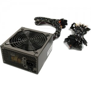 Nexus RX-7000 700W