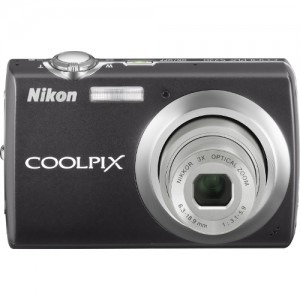 Nikon COOLPIX S220 black + Husa + SD 2 GB