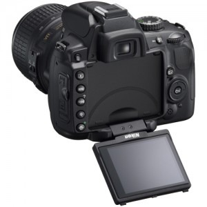 Nikon D5000、AF 18-55 mm f3.5-5.6G VR Aparat foto Nikon D5000 + obiectiv 18-55mm f/3.5-5.6G AF-S VR DX