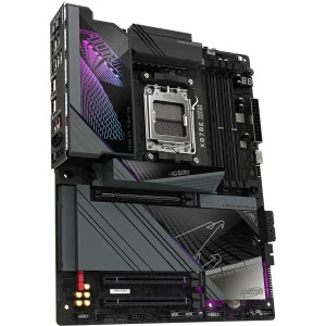 GIGABYTE X870E AORUS MASTER