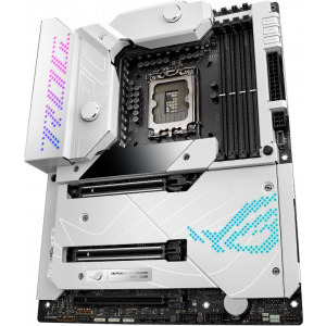 ASUS ROG MAXIMUS Z690 FORMULA