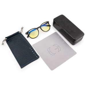 Gunnar Davis Onyx Amber