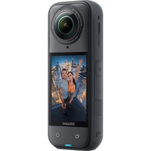 Insta360 X5 Midnight Black Motorcycle Bundle