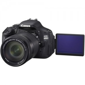 Canon EOS 600D negru + obiectiv EF-S 18-55mm f/3.5-5.6 IS II