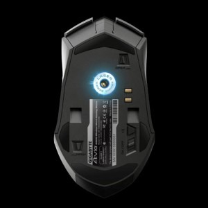 GIGABYTE M8600