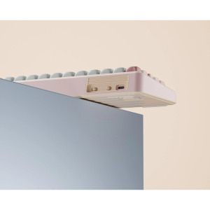 QwertyKey 65 Pro Bliss RGB Pink Liniar Prelubrifiat V2 Switch Mecanica