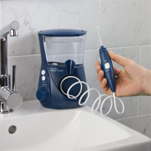 WATERPIK Irigator oral Aquarius WF-663, 10 trepte presiune, 6 rezerve, Albastru