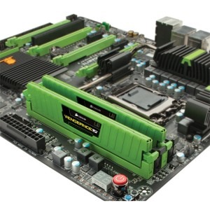 Corsair Vengeance LP Green 8GB DDR3 2133MHz CL11 Dual Channel Kit