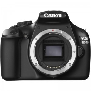 Canon EOS 1100D + obiectiv EF-S 18-55mm f/3.5-5.6 DC III