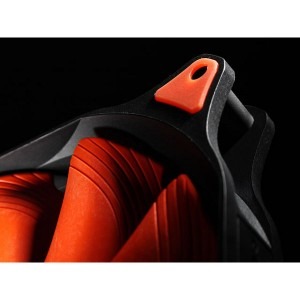 Cougar Vortex 140 mm