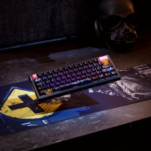 QwertyKey 61 Pro Fallout RGB Black Tactil Prelubrifiat V2 Switch Mecanica