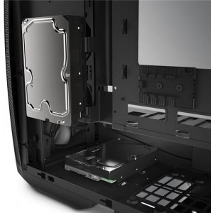 NZXT Manta black window