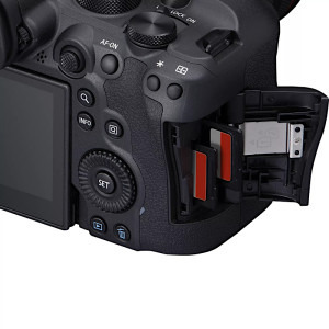 Canon EOS R6 Mark II Body Black + Obiectiv RF 24-105mm F4-7.1 IS STM