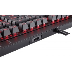 Corsair STRAFE  - Red LED - Cherry MX Brown - Layout US Mecanica