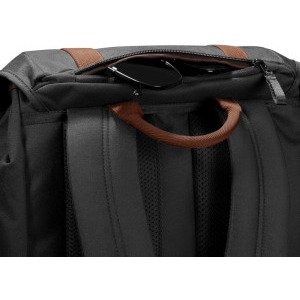 Tomtoc Rucsac laptop 15.6 inch Vintpack-TA1, capacitate 22L, fermoare YKK, catarame Duraflex, culoare negru