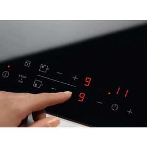 Electrolux EHF6343FOK, Vitroceramica, 4 zone gatit, Control touch, 59 cm, Sticla neagra