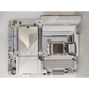 Placa de baza GIGABYTE B850 AORUS ELITE WIFI7 ICE